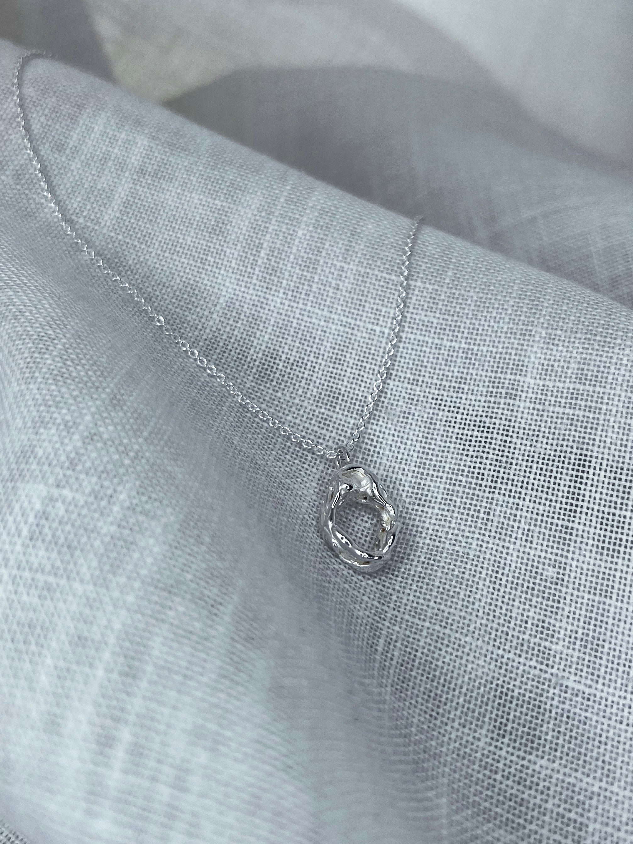 Halskæder og vedhæng